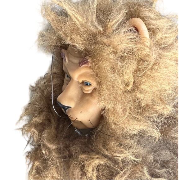 Vintage Wizard of Oz Figure Cowardly Lion Stuffed Animal 14" Stand Movie Plush - Picture 4 of 10